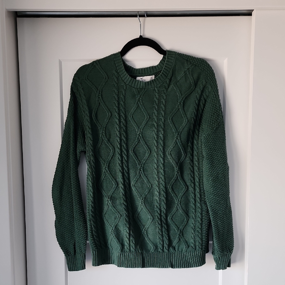 Hollister Green Cable Knit Sweater